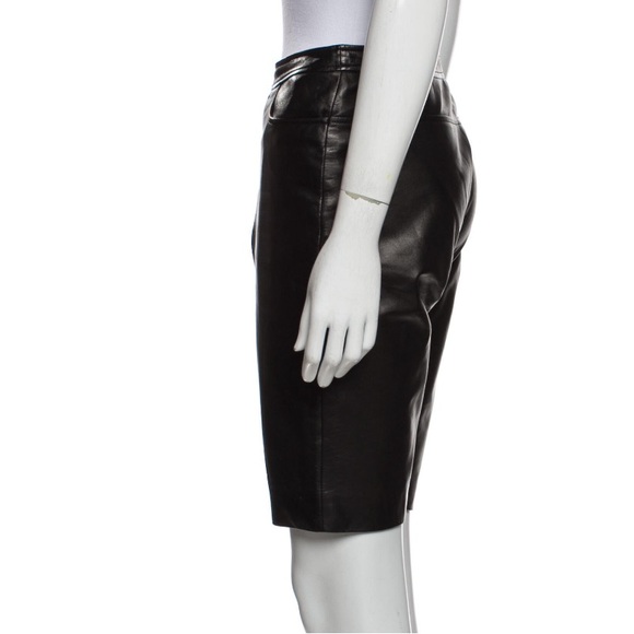 EUC size 6 Chanel leather shorts - Picture 2 of 4